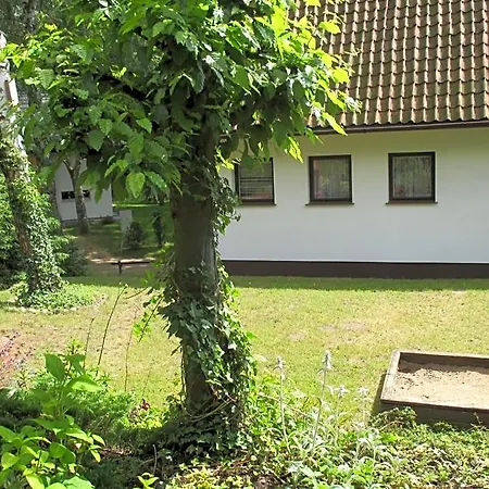 Nad Jeziorem Otel